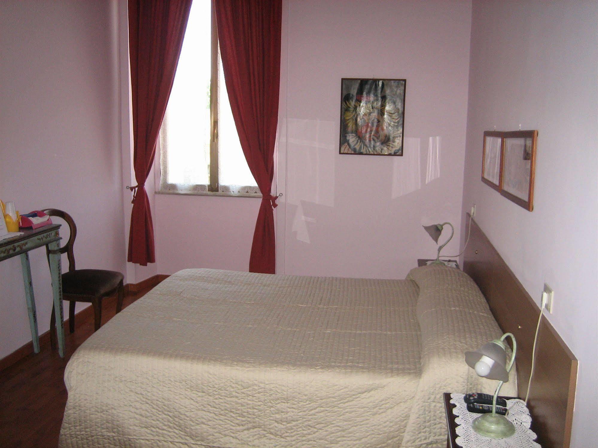 רומא Laterano Inn מראה חיצוני תמונה